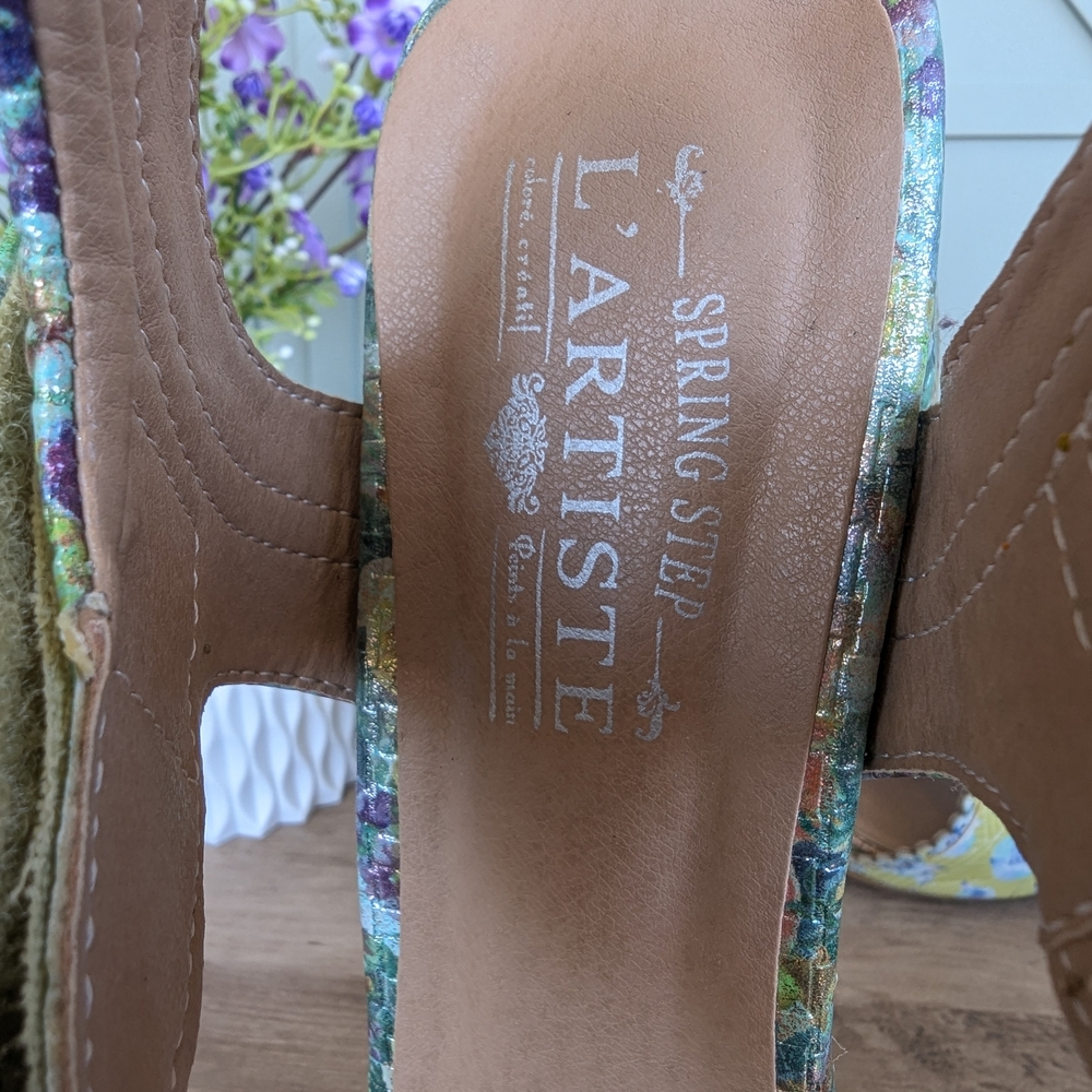 L'Artiste by Spring Step "Vogeush" Floral Heeled Sandal - Picture 4 of 15